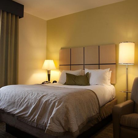 Candlewood Suites Alexandria By Ihg Bagian luar foto