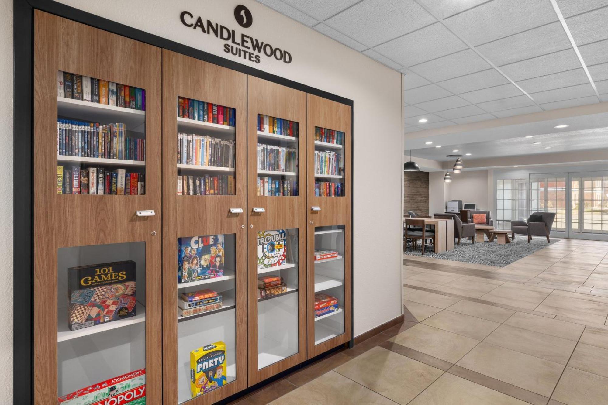 Candlewood Suites Alexandria By Ihg Bagian luar foto