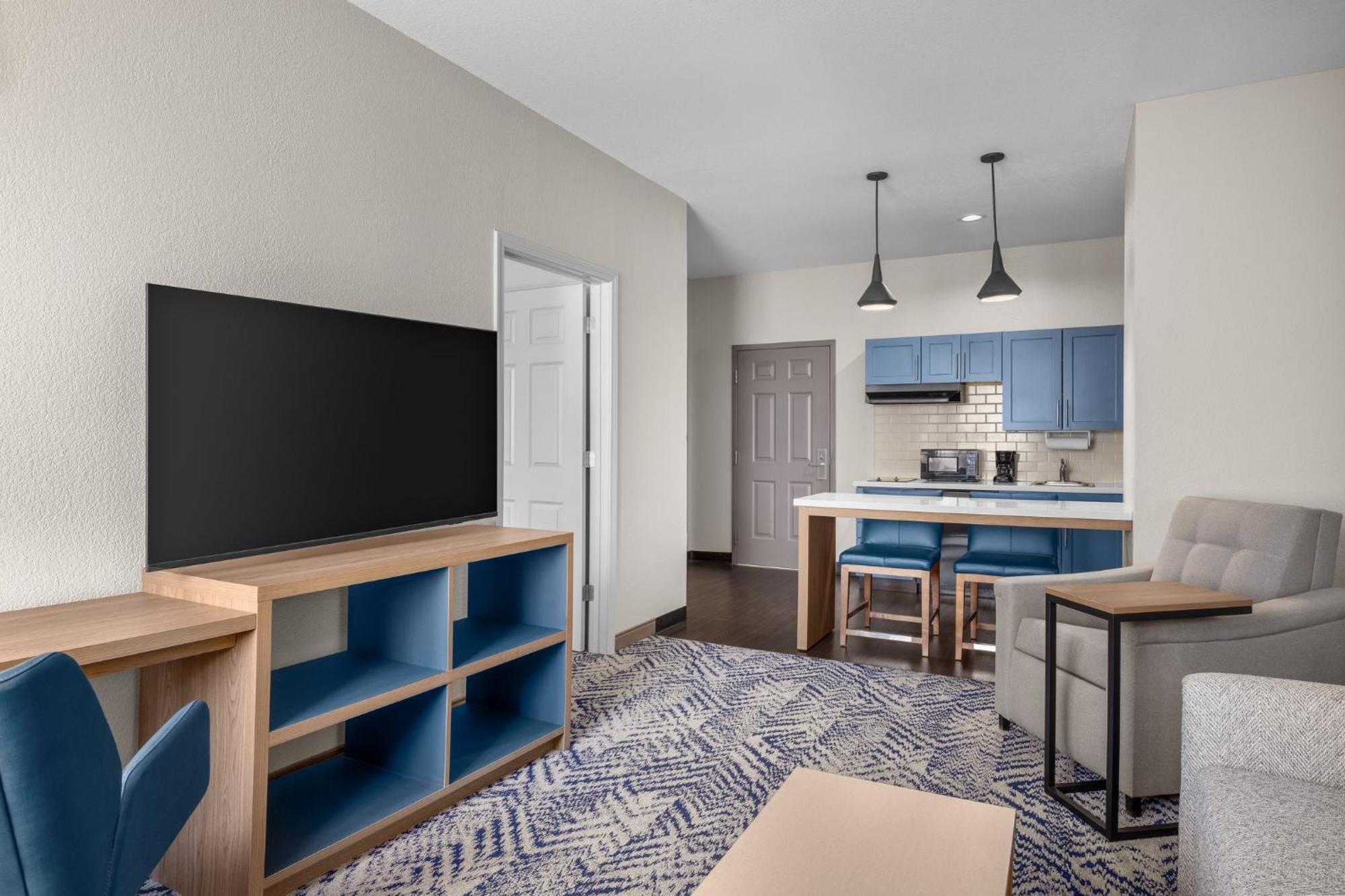 Candlewood Suites Alexandria By Ihg Bagian luar foto